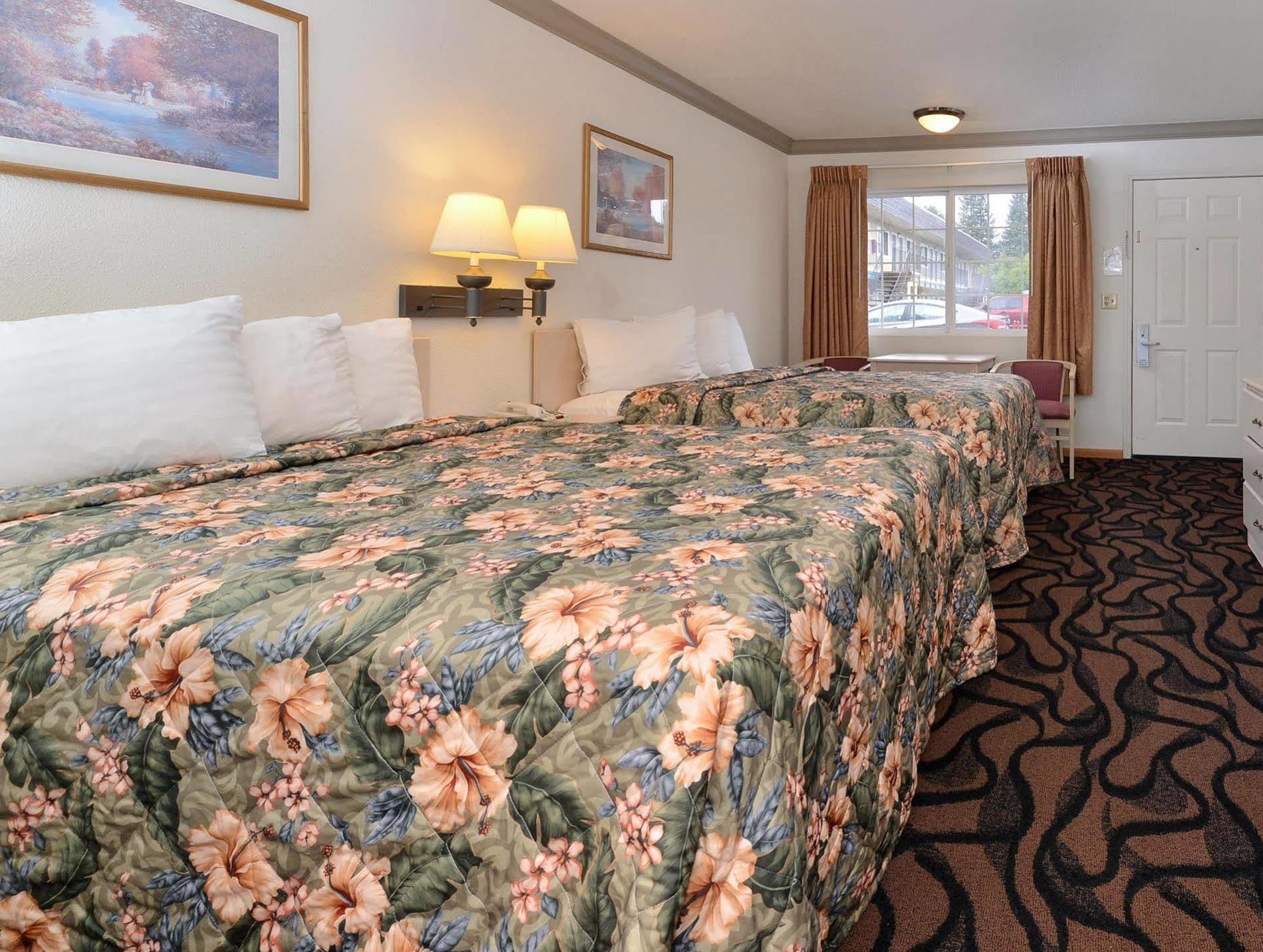 Americas Best Value Inn - Юкая Екстериор снимка